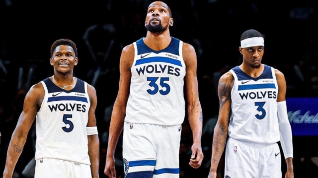 太阳vs马刺前瞻：布克对决福克斯，谁能带队延续连胜步伐？