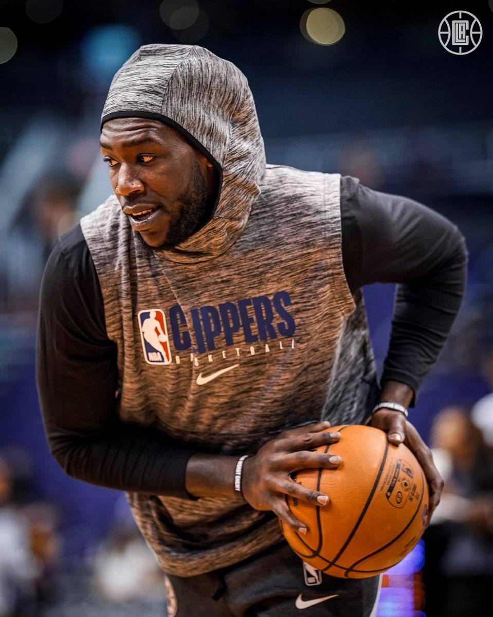 卡比对阵凯拉特数据：多次挥霍良机，上演史诗级空门不进