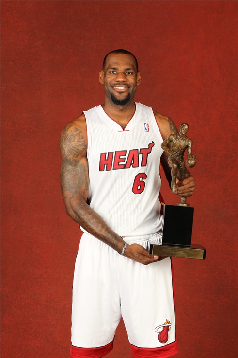 欧冠积分榜：拜仁、阿森纳、国米全胜领跑，下轮前二直接对话