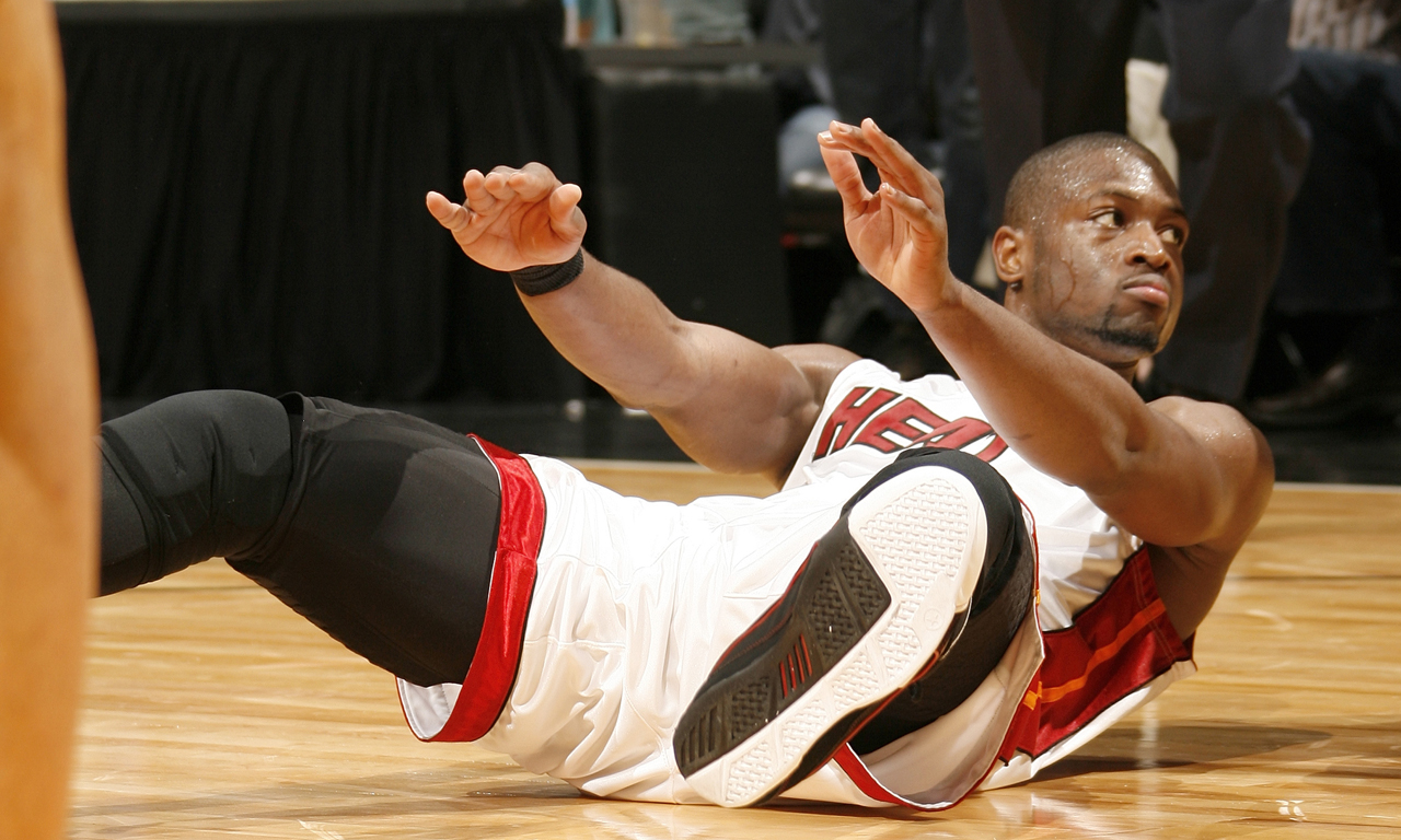 查理-亚当：麦克托米奈的精彩倒钩足以比肩齐达内的天外飞仙