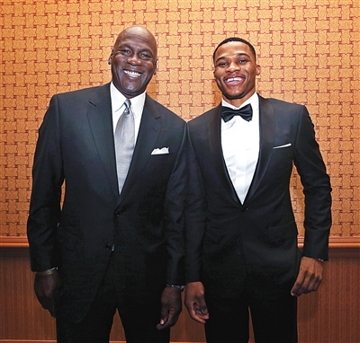 愈演愈烈！WBC可能取消克劳福德胜利，不再是3个级别无可争议拳王