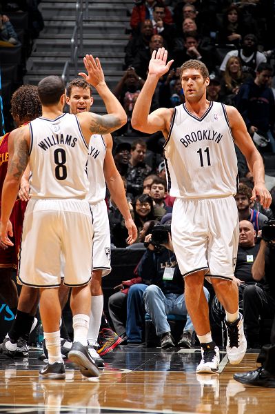 约基奇单节7中7怒砍19分，掘金单节轰下40分